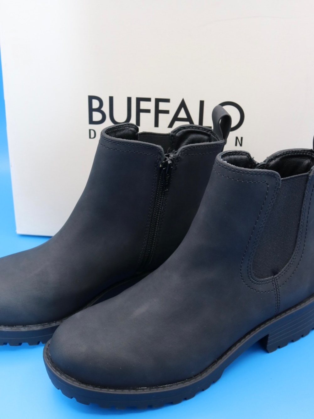 Buffalo David Bitton "Anna" Women's Chelsea Boots - Black